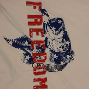 Freedom lg mouth bass tee szL